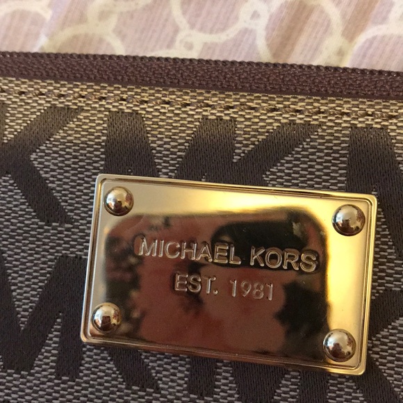 Wallet - Picture 2 of 2